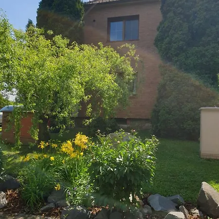 Apartment Pod Kosirem Lutin
